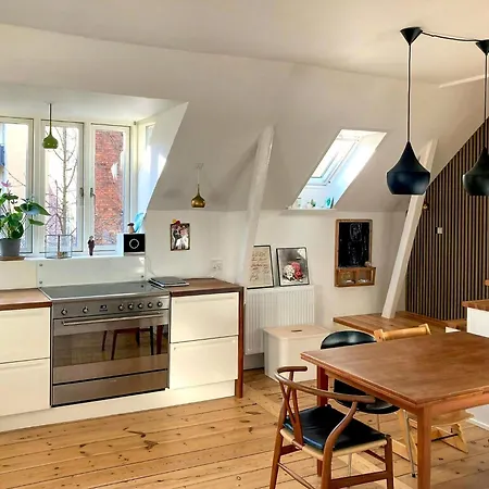 Holiday home Townhouse With Private Courtyard In Frederiksberg *