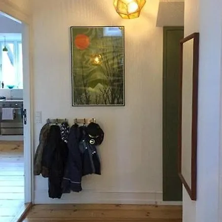 بيت للعطل Townhouse With Private Courtyard In Frederiksberg