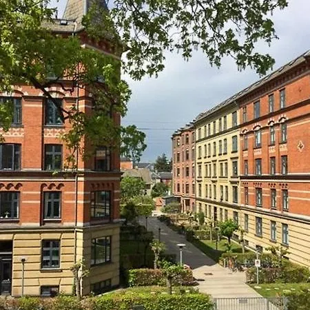 Townhouse With Private Courtyard In Frederiksberg * Copenhagen